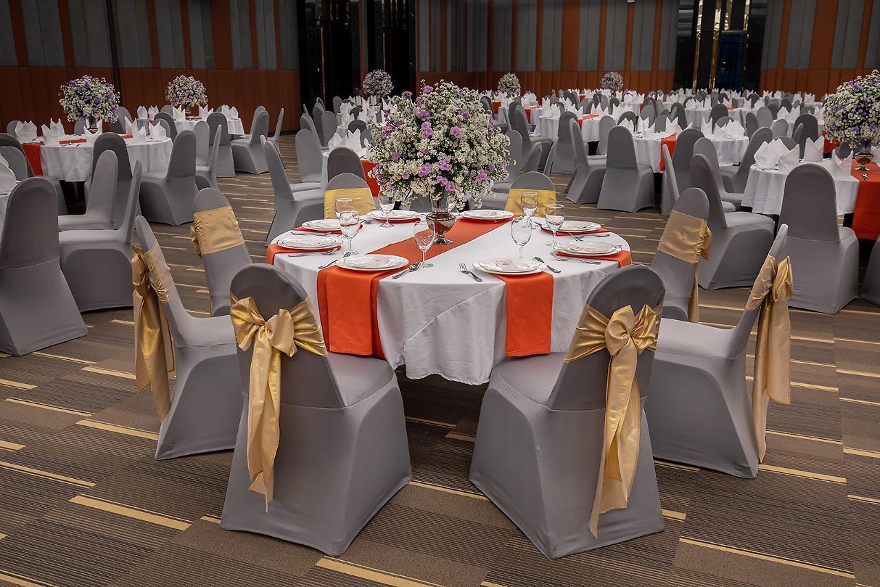 The Heritage Chiang Rai Hotel And Convention Екстер'єр фото A banquet hall