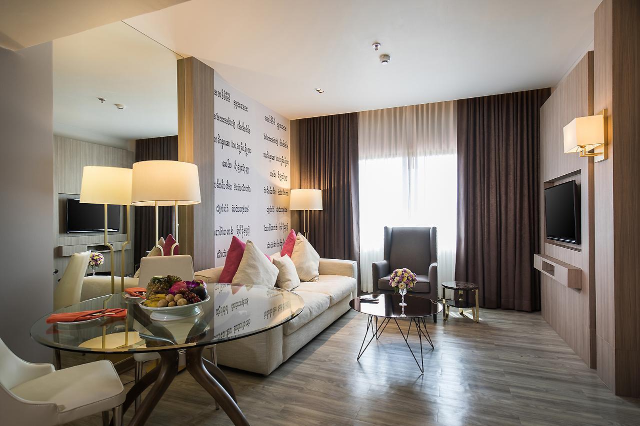 The Heritage Chiang Rai Hotel And Convention Екстер'єр фото Living room