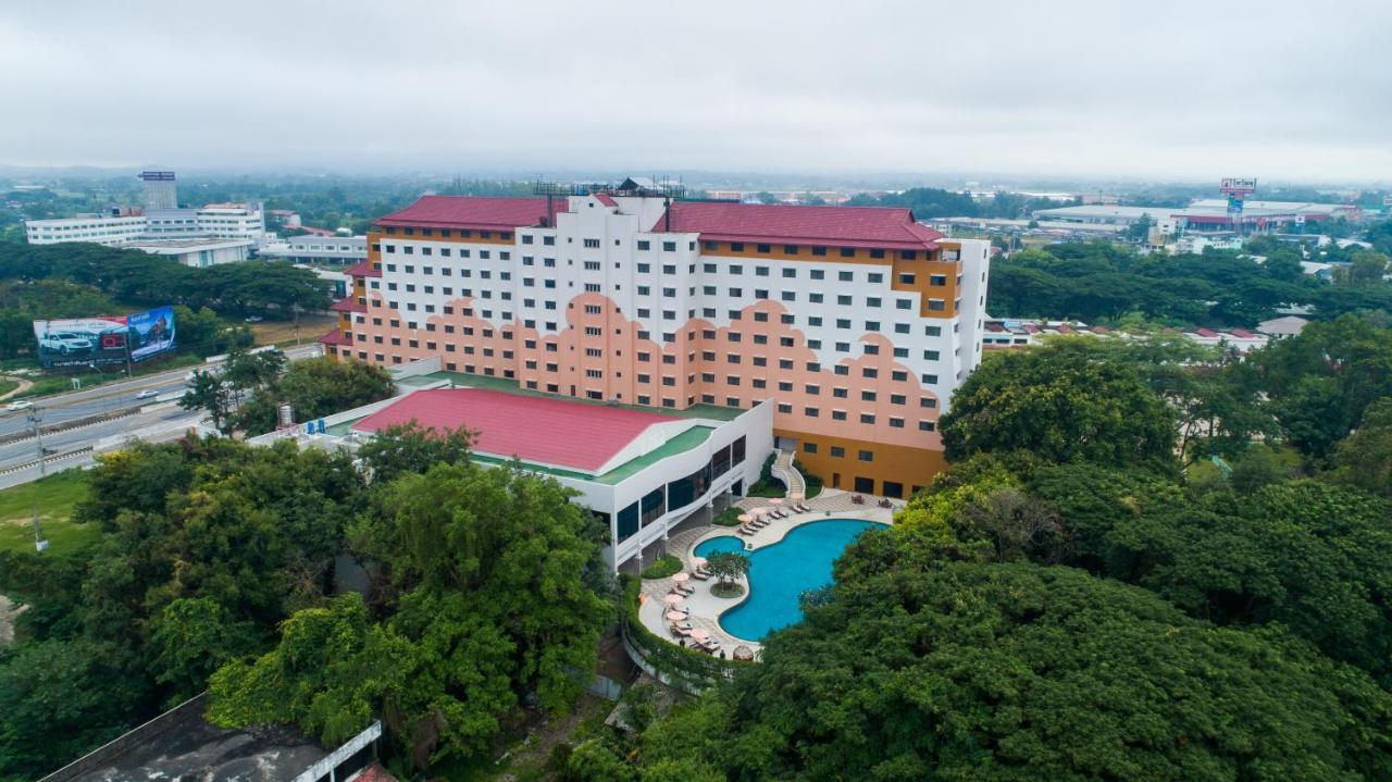 The Heritage Chiang Rai Hotel And Convention Екстер'єр фото Aerial view of the hotel